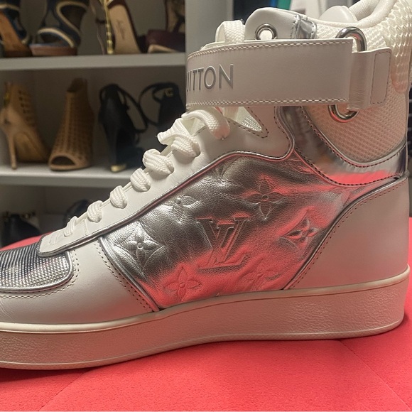 Authentic Louis Vuitton Boombox Sneaker Boot- Excellent Condition! - Picture 7 of 8